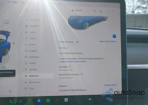 2023 Tesla Model 3 Rear-Wheel Drive z USA, uszkodzony, nr VIN 5YJ3E1EA0PF694979